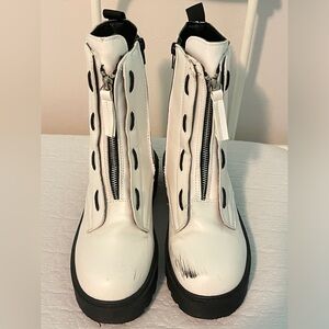 Doc Martin like white boots